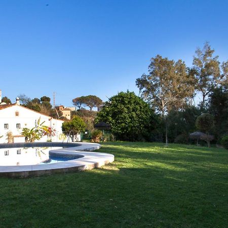 Agradable Adosado Con Piscina La Hidalga Villa Беналмадена Екстериор снимка
